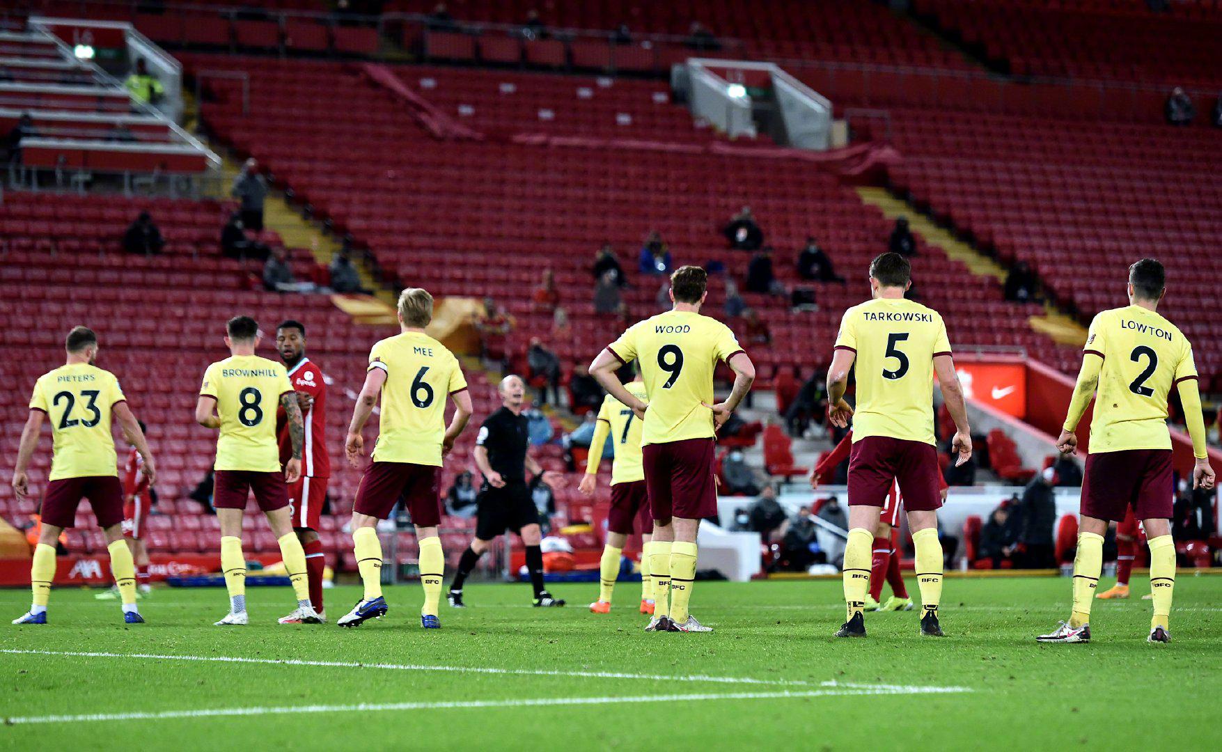 与战绩滑坡 与战绩滑坡